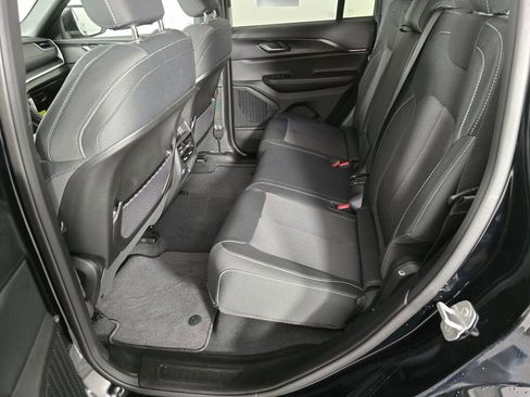 New 2025 Jeep Grand Cherokee Laredo X image 26