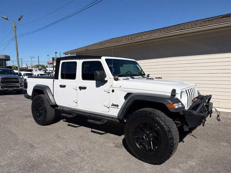 Used 2020 Jeep Gladiator Sport w/ Quick Order Package 24S AWD/4WD image 2