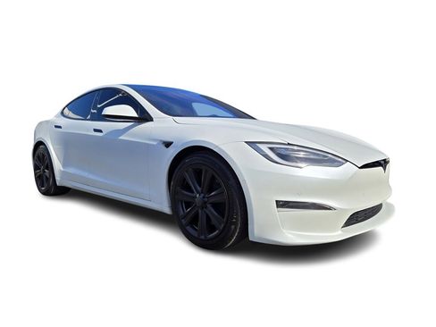 Used 2021 Tesla Model S Plaid image 3