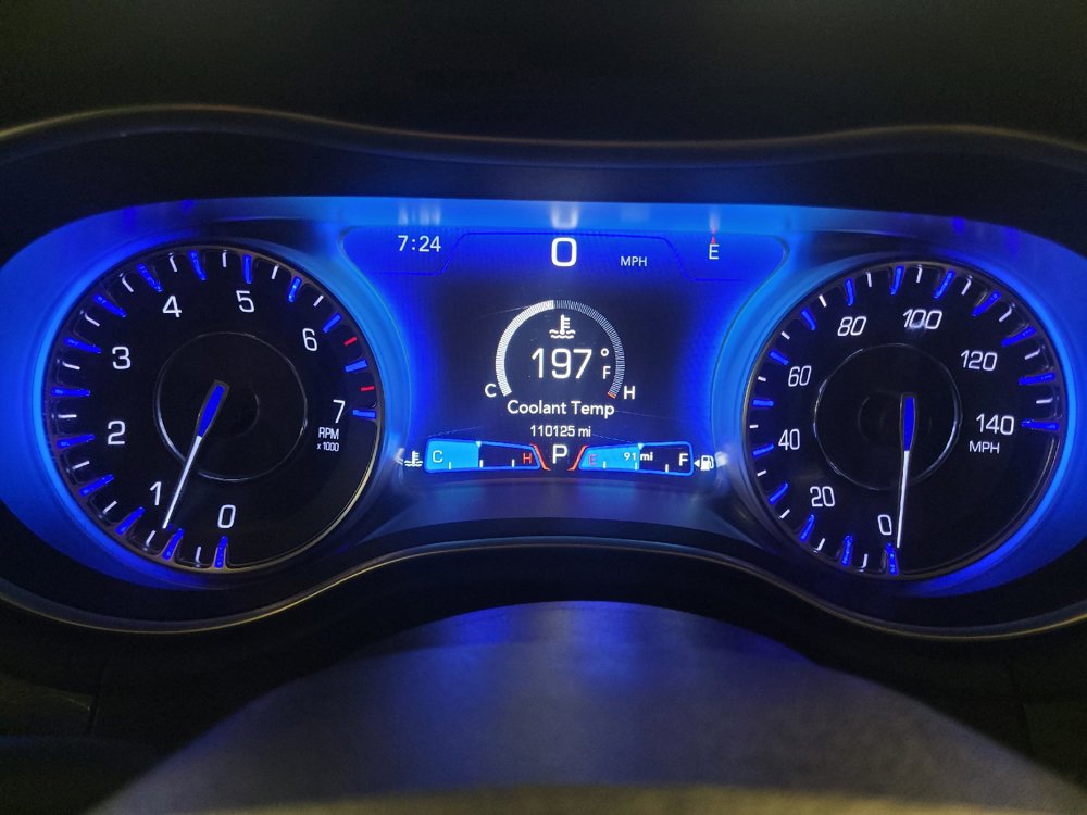 Used 2021 Chrysler 300 Touring RWD image 23