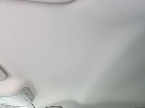 Used 2023 Chevrolet Equinox LT image 25