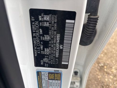 Used 2023 Kia Seltos S image 14