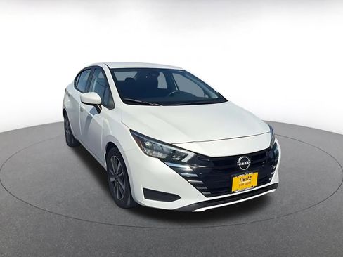 Used 2025 Nissan Versa SV FWD image 3