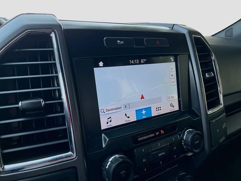 Used 2016 Ford F150 XLT w/ Equipment Group 302A Luxury AWD/4WD image 11