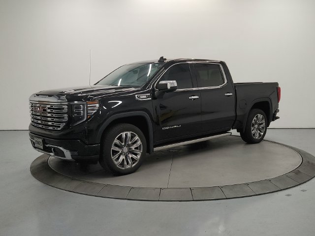 Used 2023 GMC Sierra 1500 Denali w/ Denali Reserve Package AWD/4WD image 5