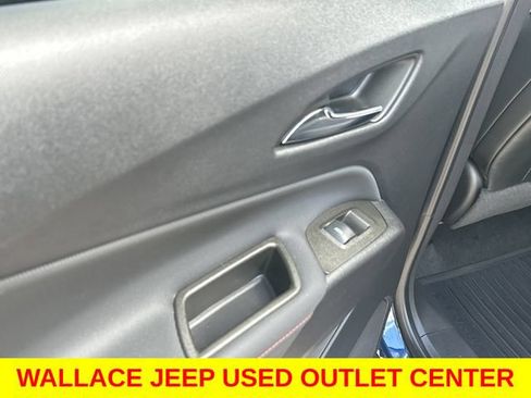 Used 2023 Chevrolet Equinox RS w/ RS Leather Package FWD image 17