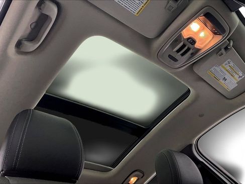 Used 2023 Buick Encore GX Essence w/ Experience Buick Package image 22