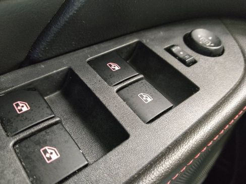 Used 2013 GMC Terrain SLT FWD image 27
