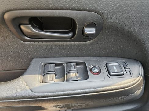Used 2005 Honda CR-V EX image 12