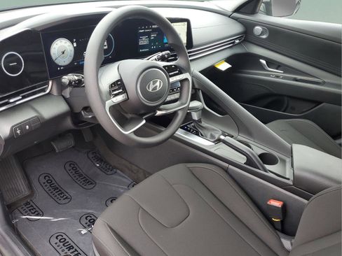 New 2026 Hyundai Elantra Sport image 19