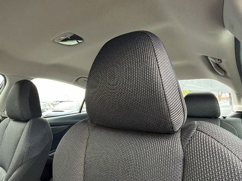 Used 2022 Subaru Impreza Premium image 21