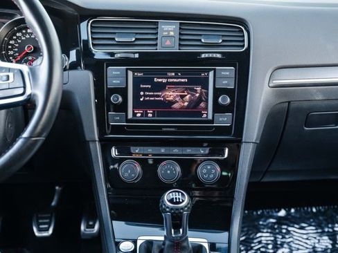 Used 2019 Volkswagen GTI Rabbit Edition image 14