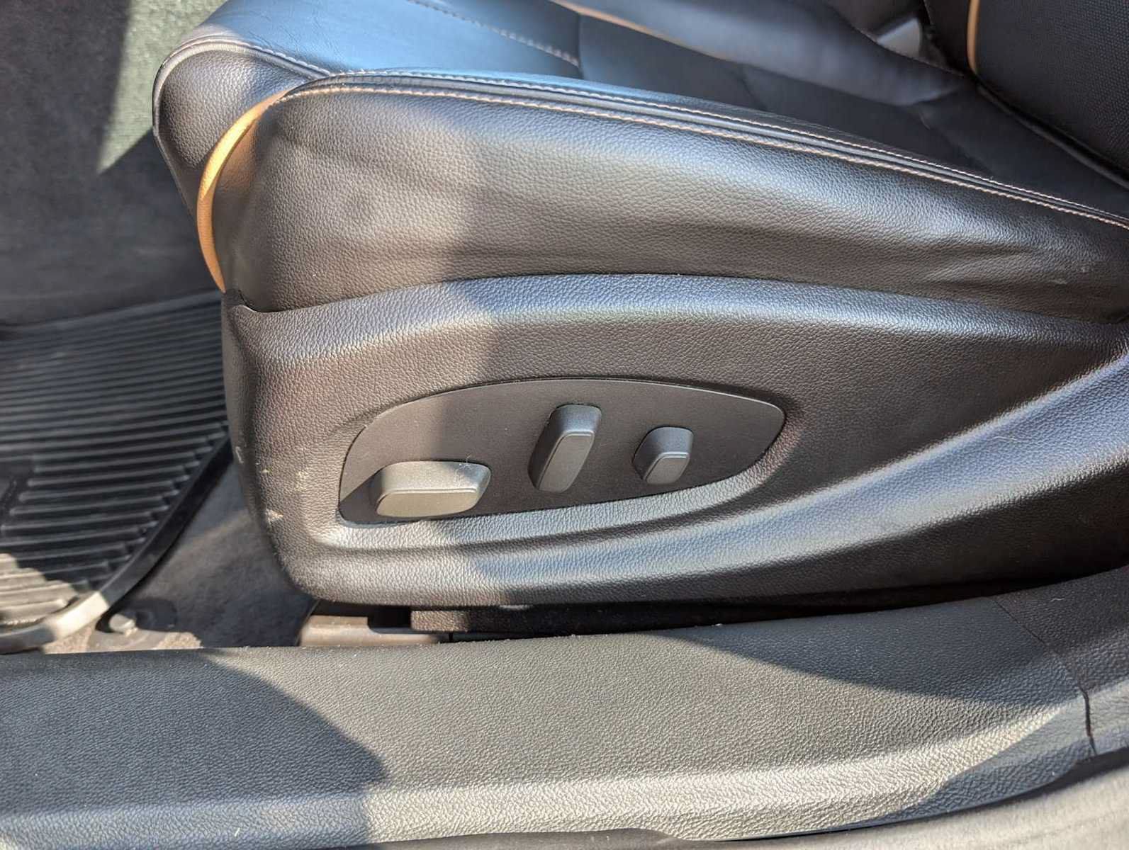 Used 2014 Chevrolet Impala LTZ FWD image 38