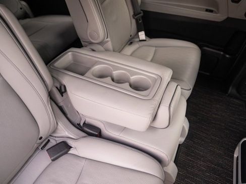 Used 2023 Honda Odyssey Elite image 53