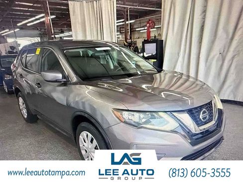 Used 2018 Nissan Rogue S FWD image 4