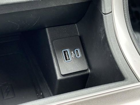 Used 2024 Ford Edge SEL w/ Convenience Package image 20