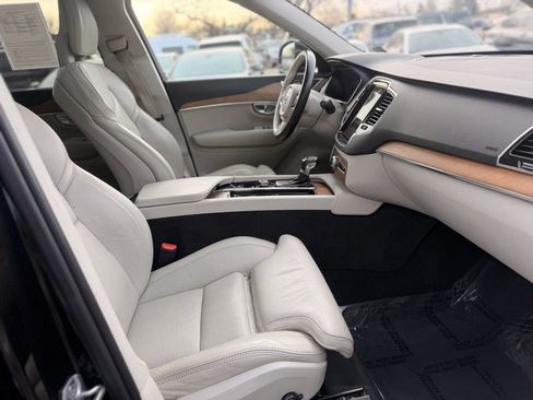 Used 2018 Volvo XC90 T6 Inscription w/ Convenience Package image 13