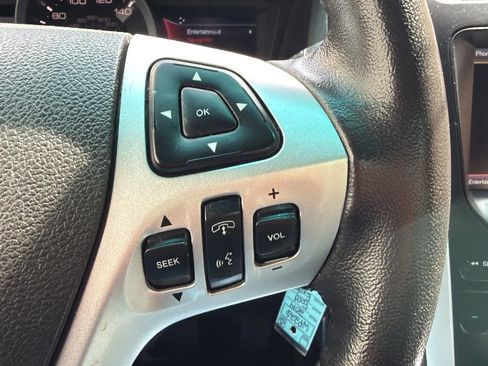 Used 2014 Ford Explorer XLT w/ Equipment Group 202A AWD/4WD image 11