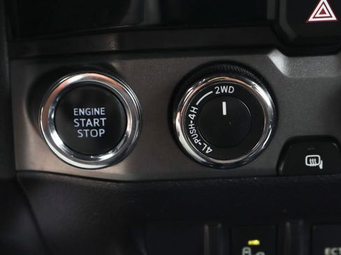 Used 2017 Toyota Tacoma TRD Pro AWD/4WD image 37