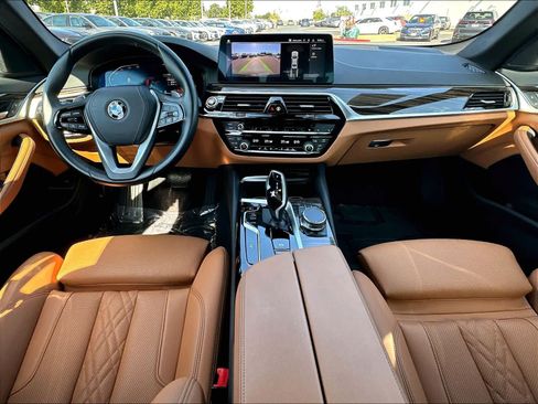 Used 2023 BMW 540i w/ Convenience Package RWD image 10