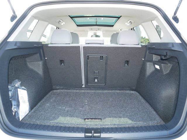 Certified 2024 Volkswagen Taos SE AWD/4WD image 18