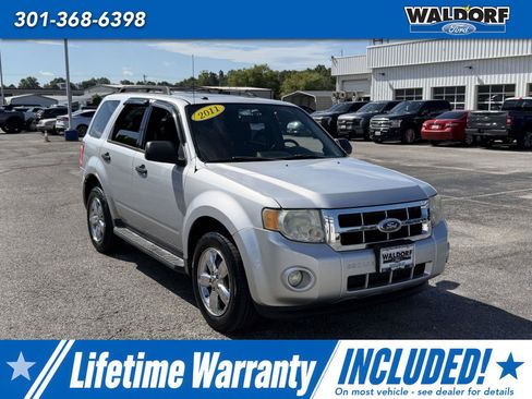 Used 2011 Ford Escape XLT w/ 202A Rapid Spec Order Code FWD image 1
