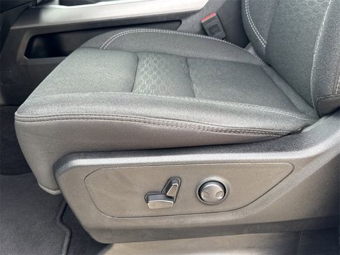 Certified 2025 RAM 1500 Big Horn image 13