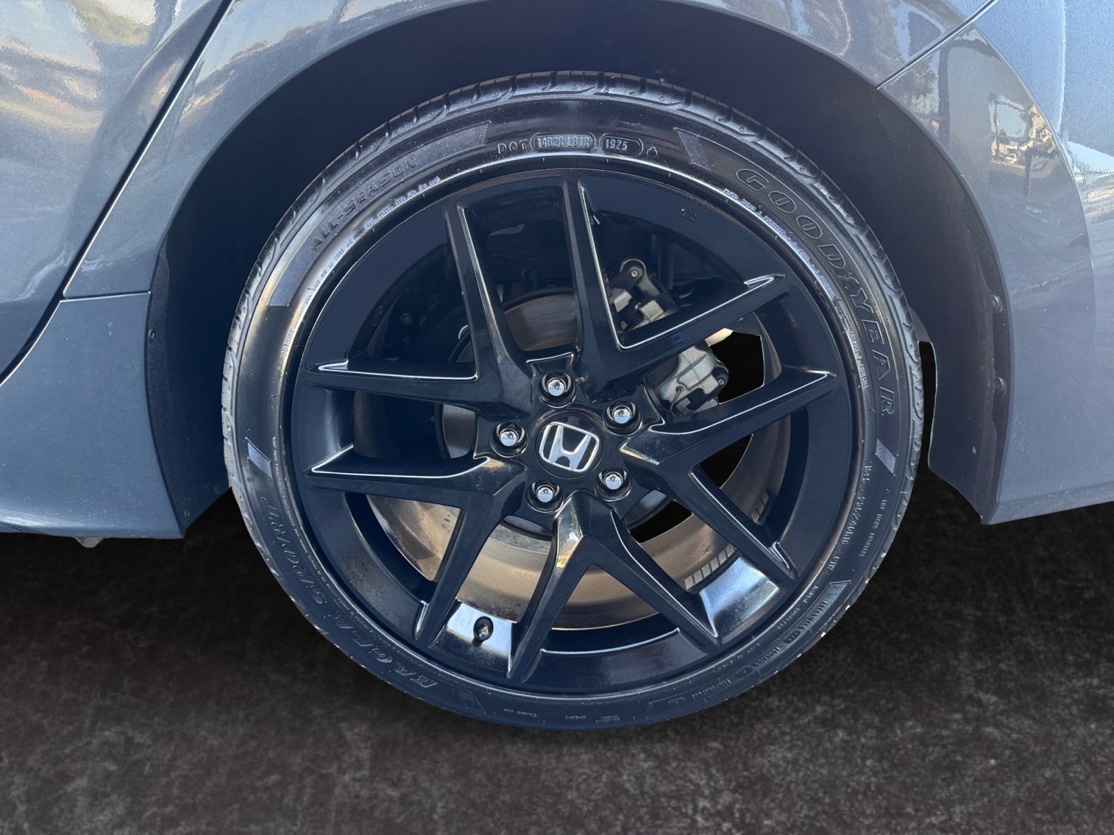 Used 2025 Honda Civic Sport image 14