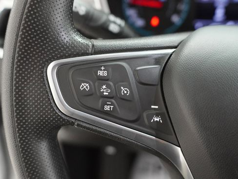 Used 2023 Chevrolet Equinox LS w/ Driver Confidence II Package FWD image 19