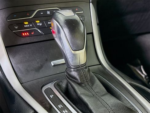 Used 2018 Ford Edge SEL w/ Equipment Group 201A image 10