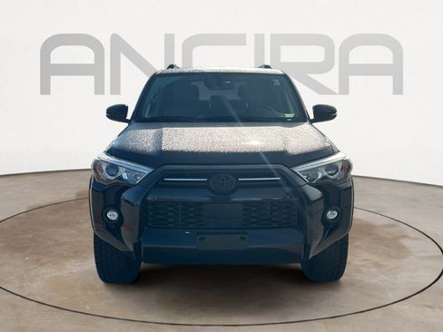 Used 2022 Toyota 4Runner SR5 Premium image 5