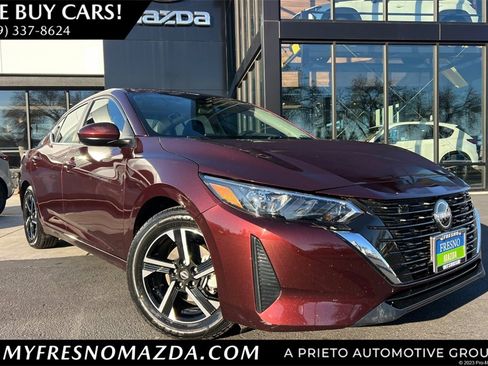 Used 2025 Nissan Sentra SV image 1