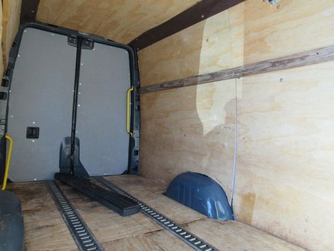 Used 2019 Mercedes-Benz Sprinter 170 image 18