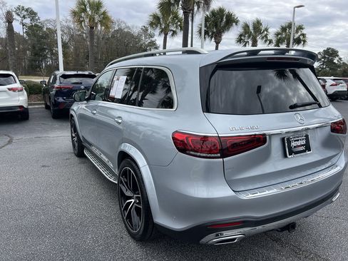 Used 2023 Mercedes-Benz GLS 450 4MATIC image 8