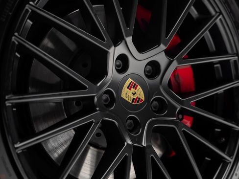 Used 2021 Porsche Cayenne GTS AWD/4WD image 22