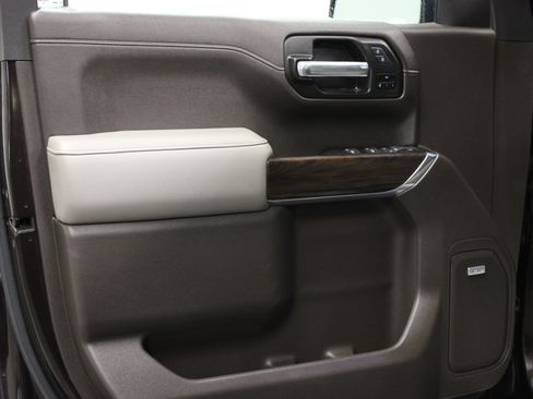 Used 2020 GMC Sierra 1500 SLT w/ SLT Premium Plus Package image 11