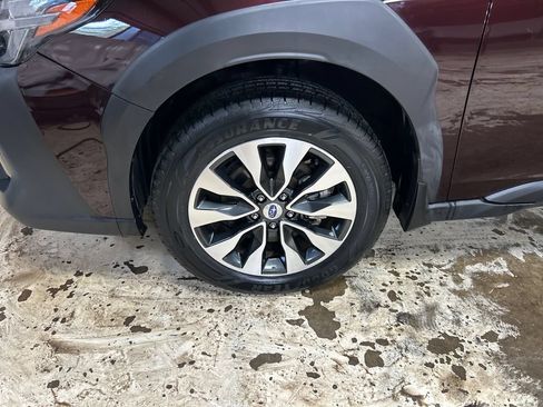 Certified 2024 Subaru Outback Limited AWD/4WD image 12