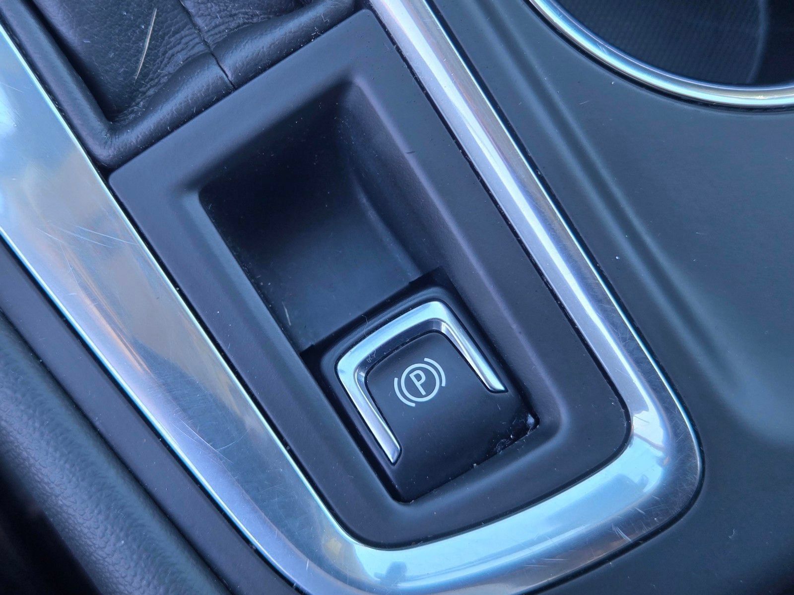 Used 2023 Chevrolet Equinox LT AWD/4WD image 15