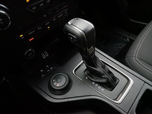 Used 2019 Ford Ranger XLT w/ Equipment Group 302A Luxury image 24