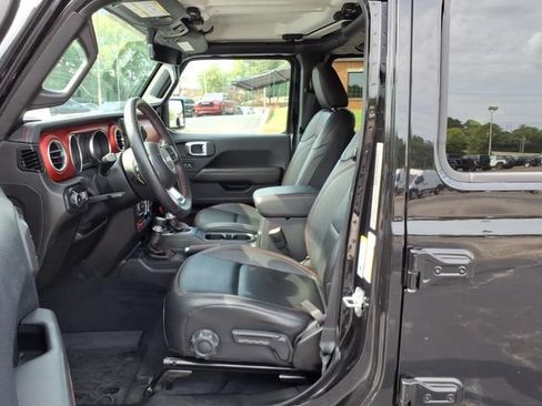 Used 2019 Jeep Wrangler Unlimited Rubicon AWD/4WD image 14