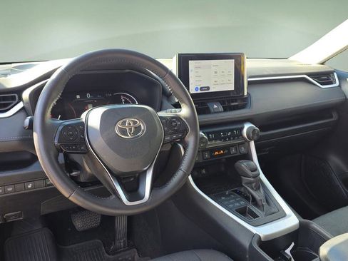 Used 2023 Toyota RAV4 XLE image 15