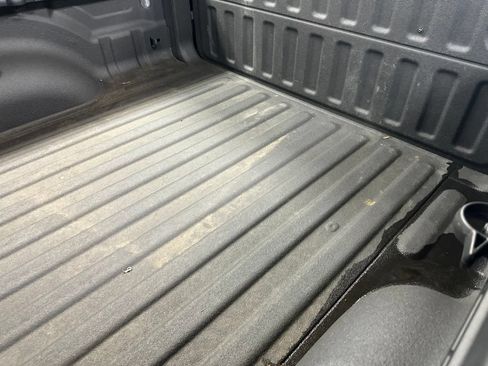 Used 2025 RAM 1500 Warlock AWD/4WD image 19