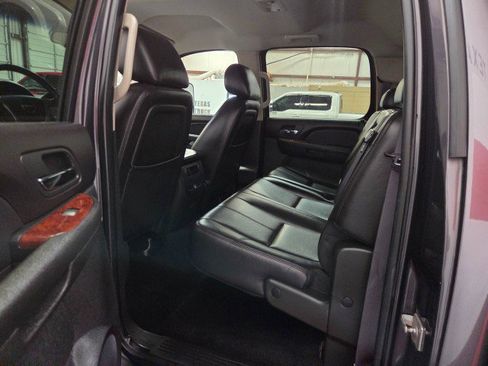 Used 2011 GMC Sierra 2500 SLT w/ SLT Convenience Package image 69