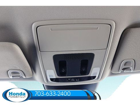 New 2025 Honda Pilot Touring image 14