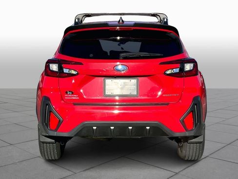 Used 2025 Subaru Crosstrek 2.0i Premium image 4