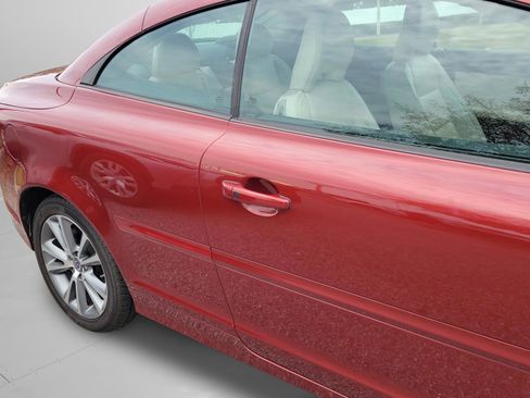 Used 2013 Volvo C70 T5 image 18