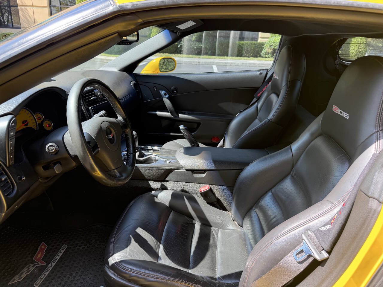 Used 2007 Chevrolet Corvette Z06 w/ Preferred Equipment Group RWD image 12