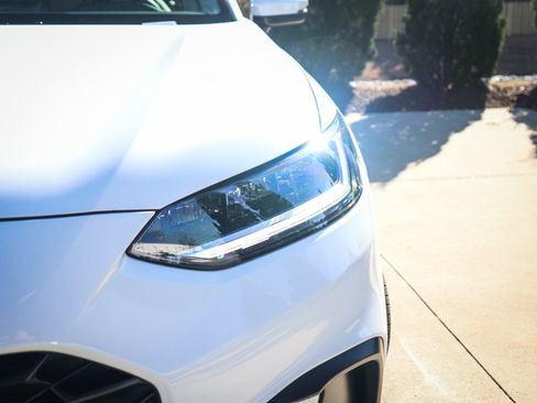 Certified 2023 Honda HR-V LX image 5