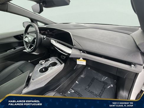 Used 2025 Cadillac Optiq Luxury 2 w/ LPO, Floor Liner Package AWD/4WD image 33