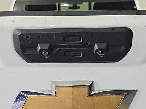 Used 2022 Chevrolet Silverado 3500 LT w/ Convenience Package AWD/4WD image 12